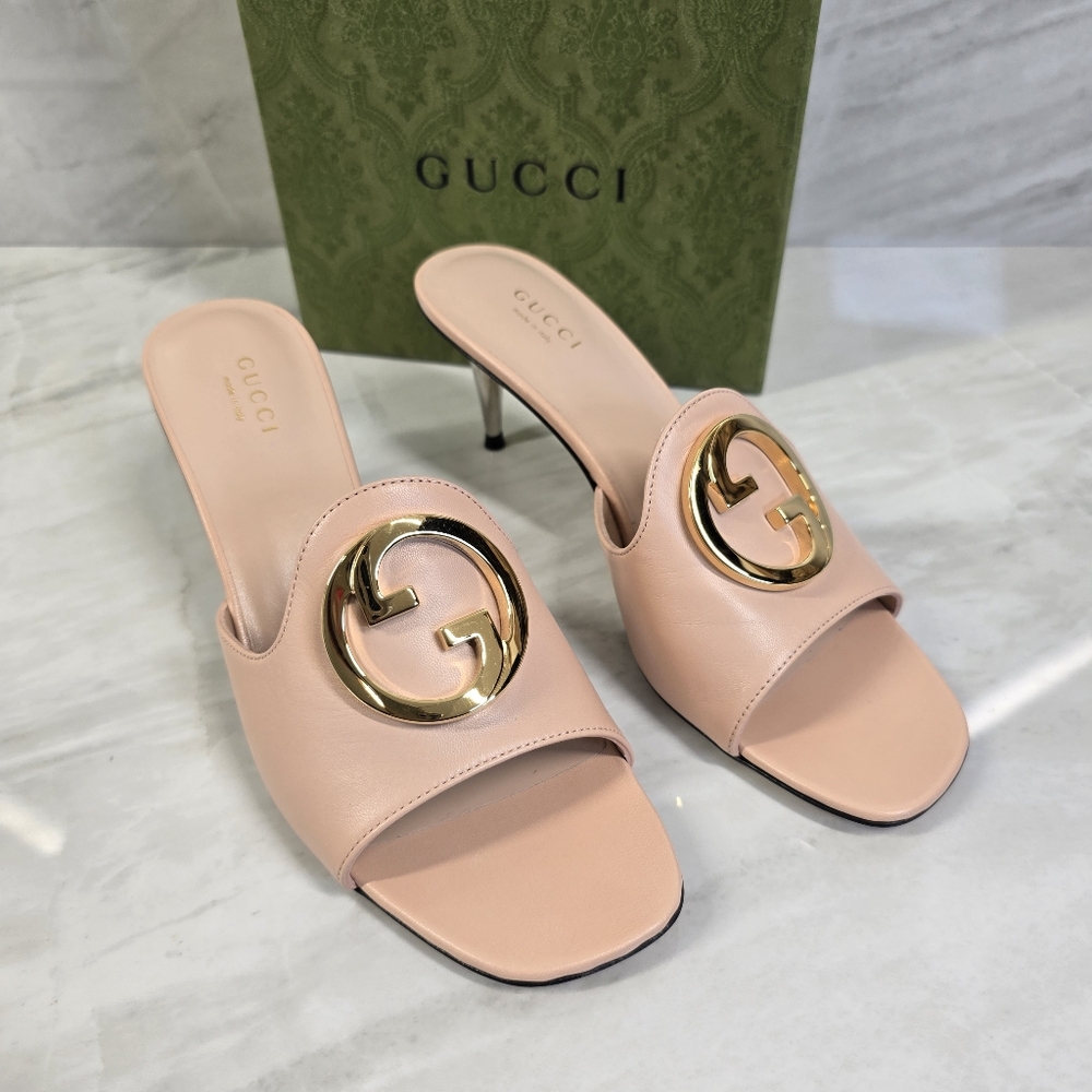 Gucci Blondie Blush Slide Sandals with Gold Logo - Picture 8 of 12
